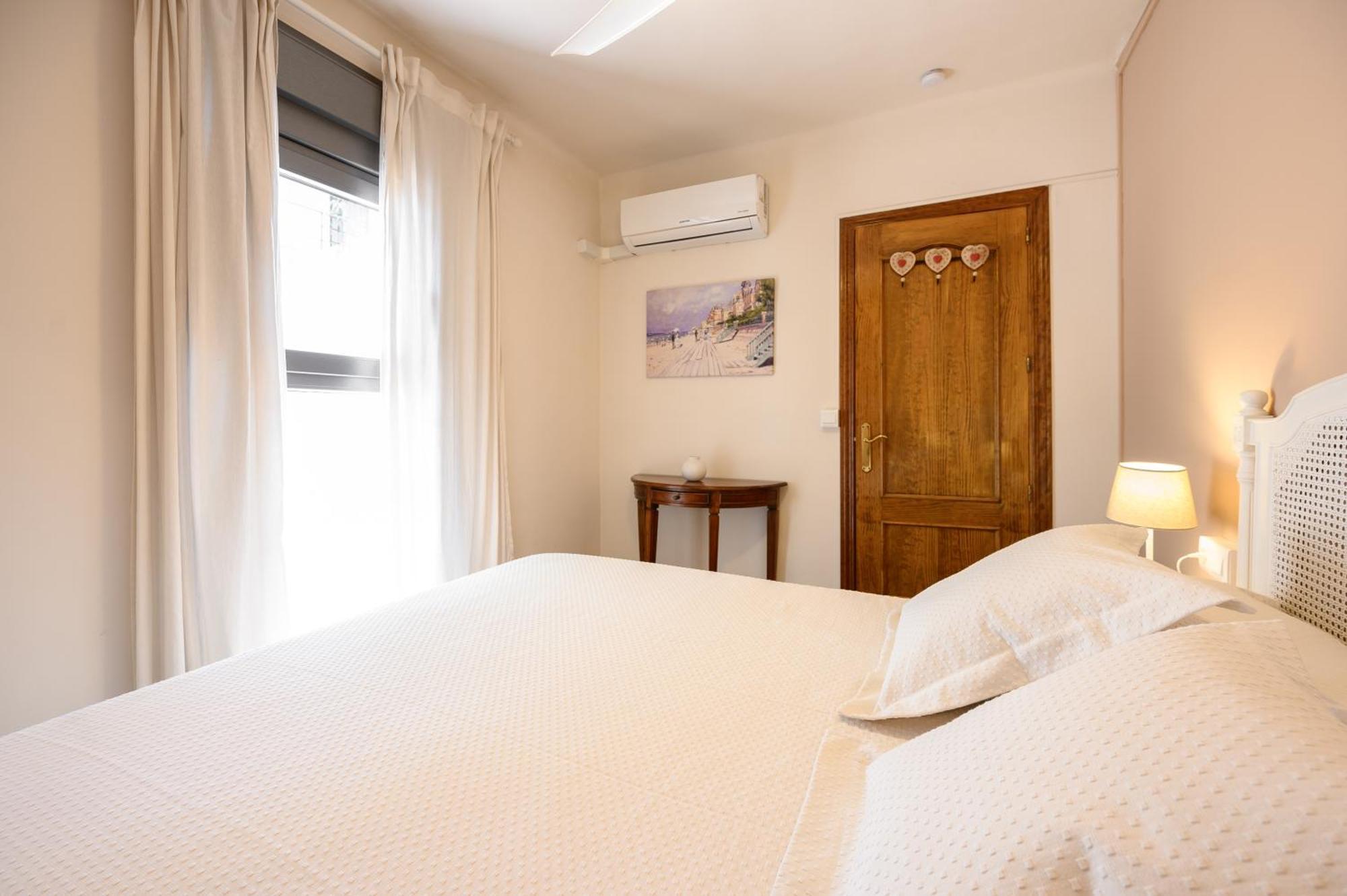 בנאלמדנה Chalet En Puerto Marina מראה חיצוני תמונה